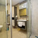Laristone Апарт-отель 4*