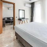 Laristone Апарт-отель