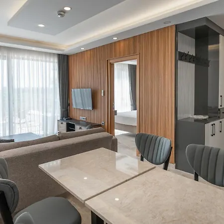 Laristone Hotel de apartamente 4*