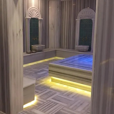 Aparthotel Laristone Suite Spa Hotel *