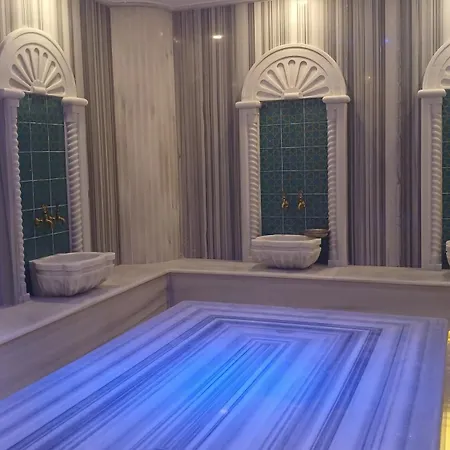 Laristone Suite Spa Hotel *