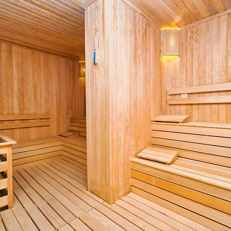 Aparthotel Laristone Suite Spa Hotel