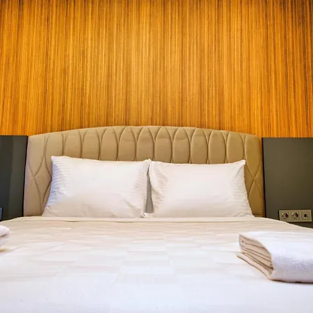 Laristone Suite Spa Hotel Aparthotel *