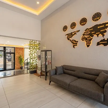 Laristone Aparthotel
